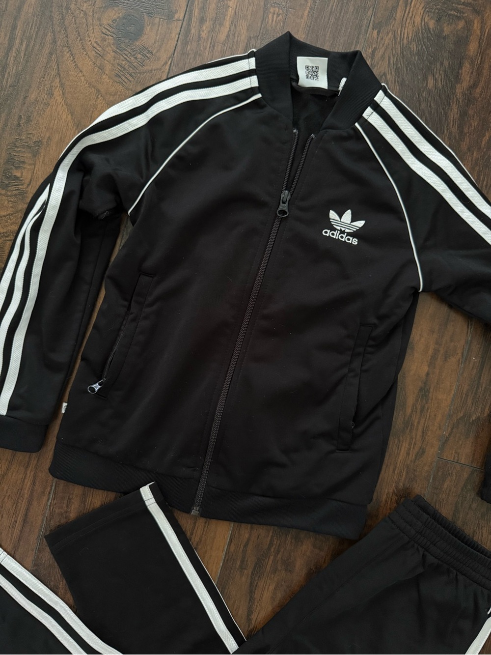 Kids Adidas Black Logo Crewneck Sweatshirt - Size 7